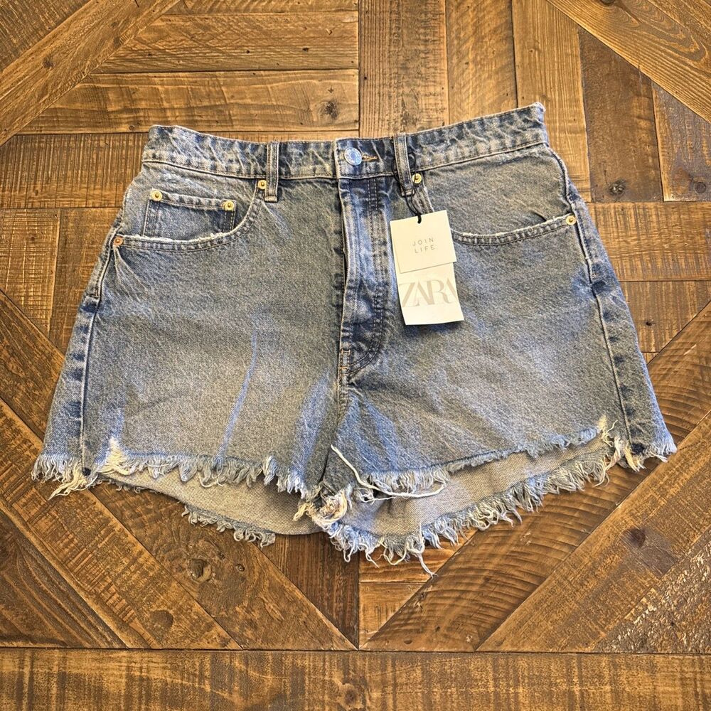 ZARA Women’s High Rise Cut Off Jean Shorts Size 10 Blue Denim Distressed Raw Hem